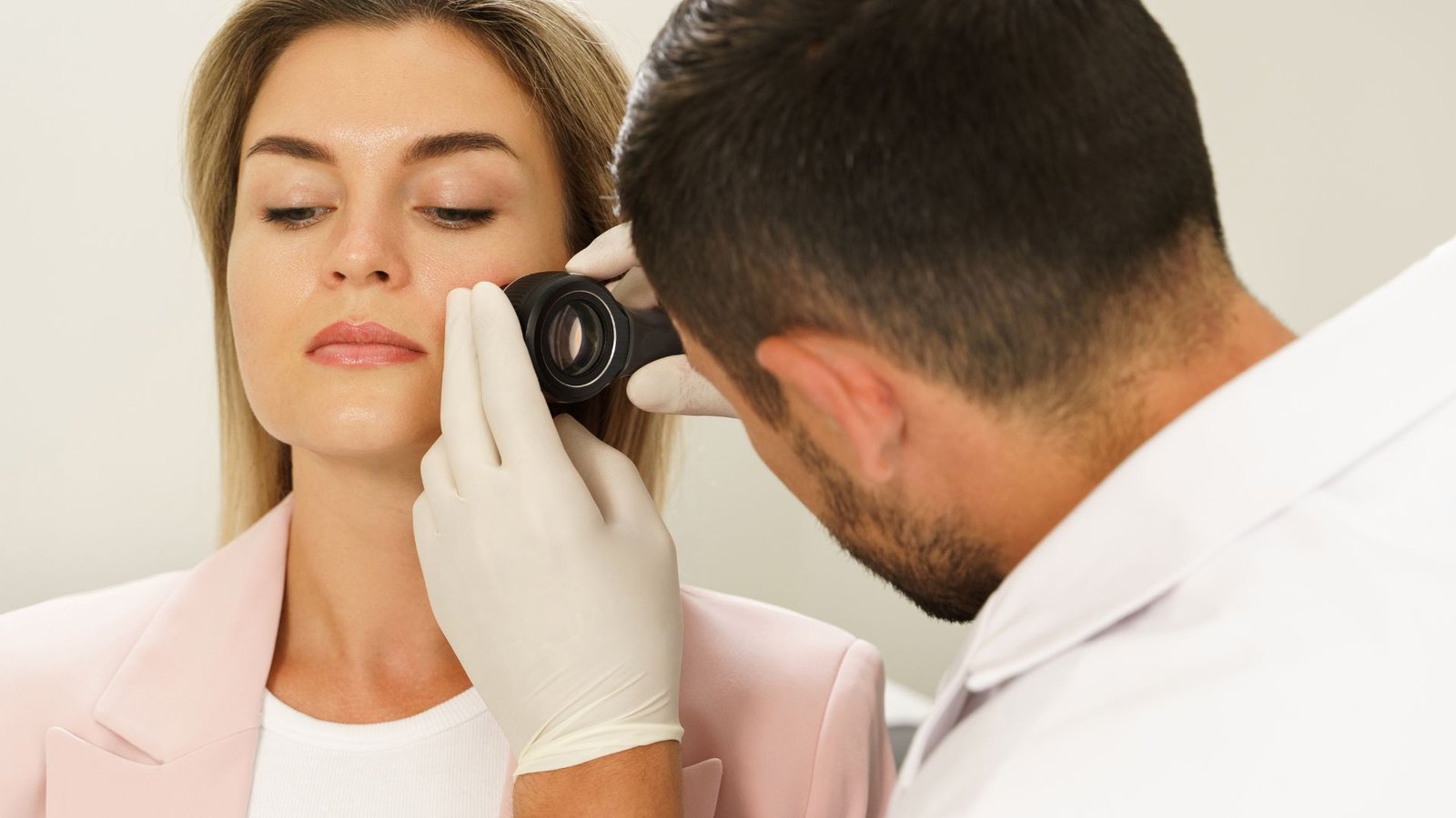 Best Dermatologist for Acne Scars Chennai